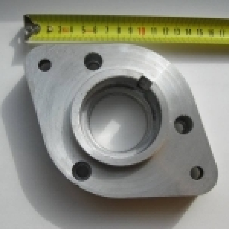 Крышка (крепеж) редуктора 02.003 МИМ-600